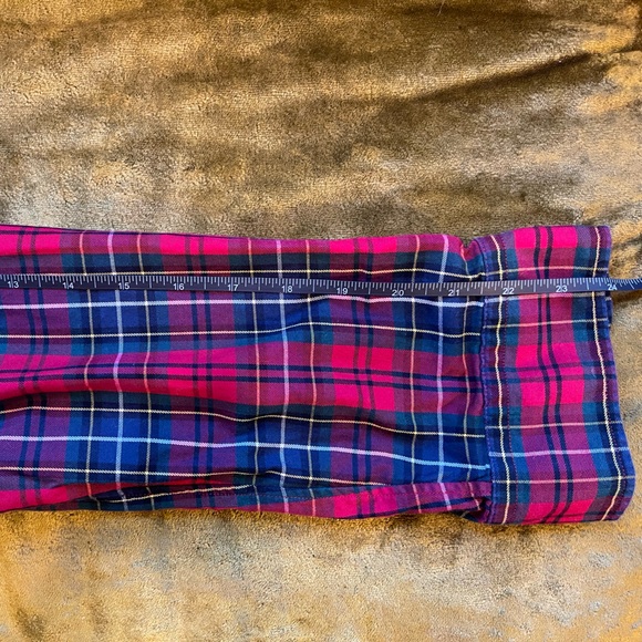 Chaps Classic Holiday Plaid Button Down! - Picture 8 of 10